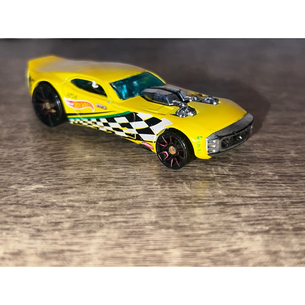 Hot Wheels Nitro Doorslammer Yellow Loose Die Cast Fantasy Model EUC Play Car